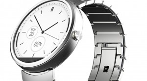 Moto 360 metal design