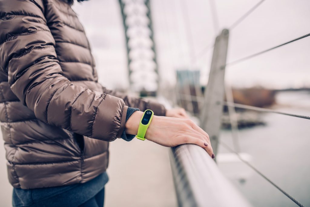 are smartwatches safe to wear outdoors
